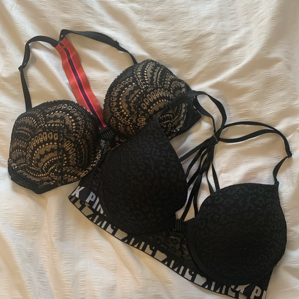 SET OF 2 32D VICTORIA SECRET FRONT CLASP BRAS